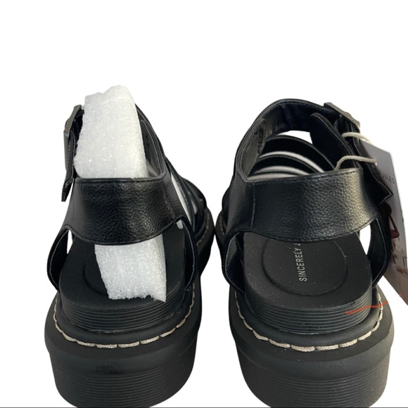 Black Platform Sandals - Picture 3 of 6